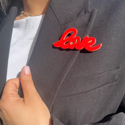 Broche Love